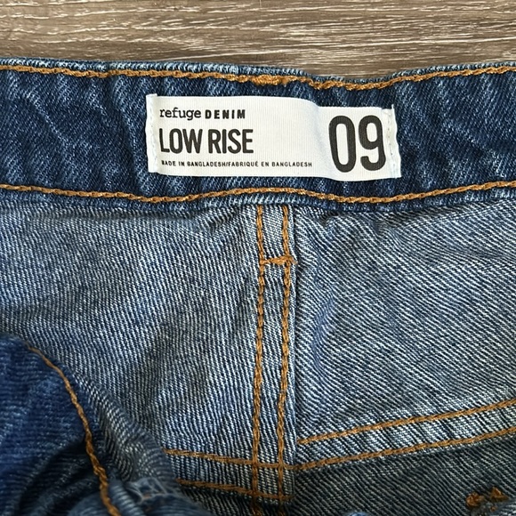 Women’s Jean shorts - Picture 2 of 2